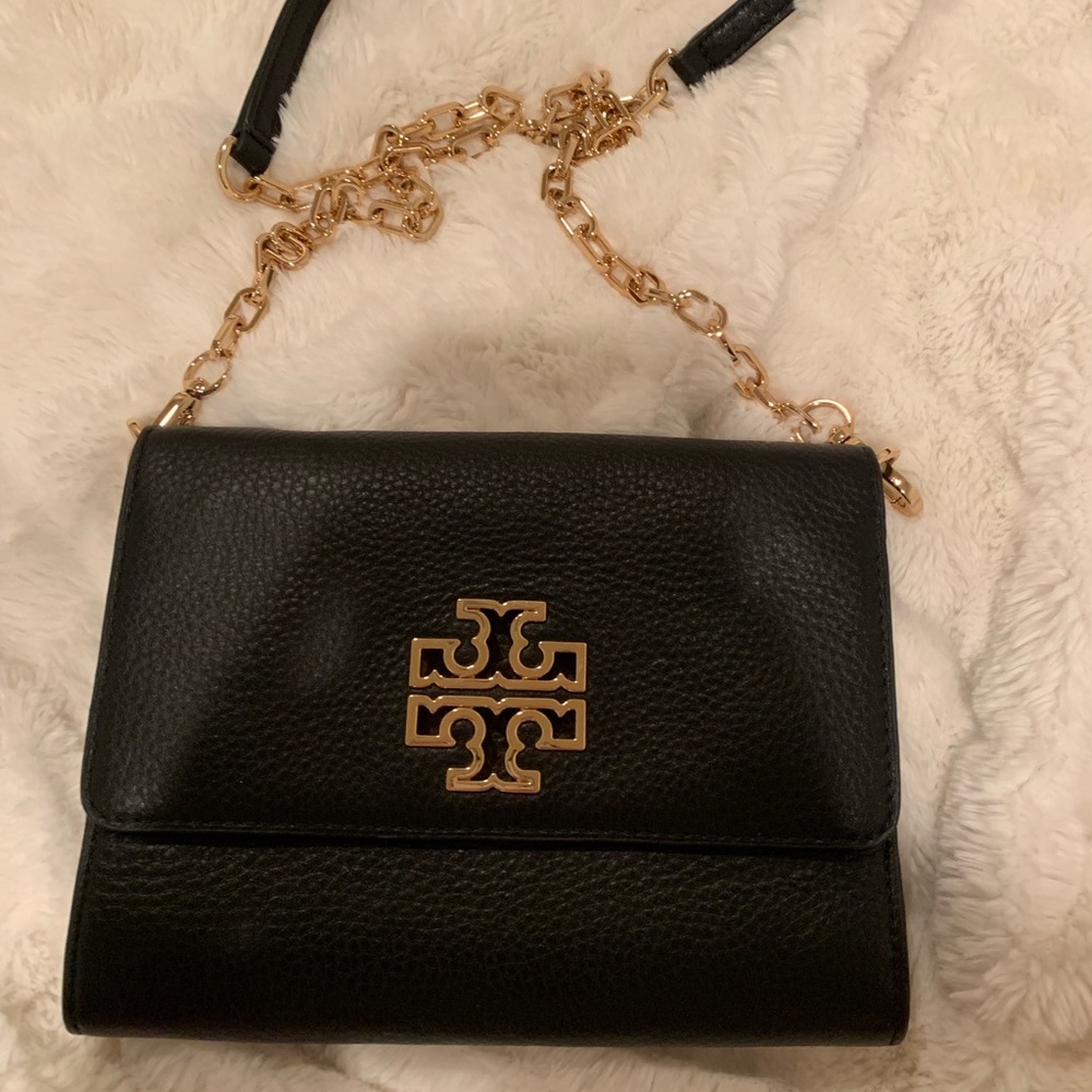 BRAND NEW black tory burch crossbody